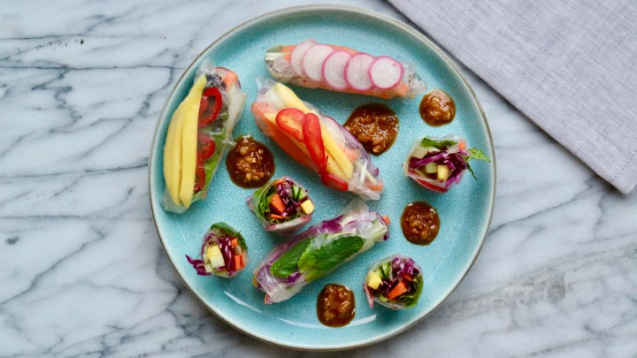 Fresh veggie spring rolls with roasted almond sauce