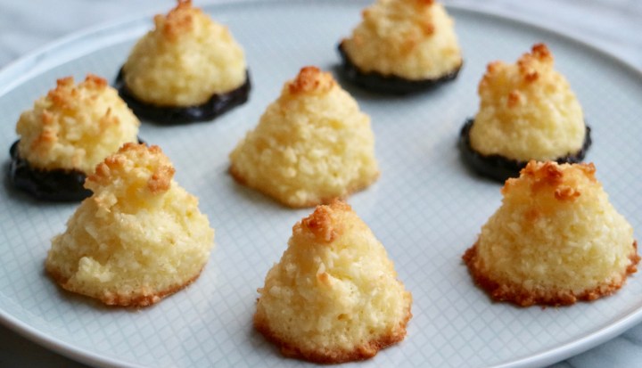 Coconut macaroons (Kokostoppar)