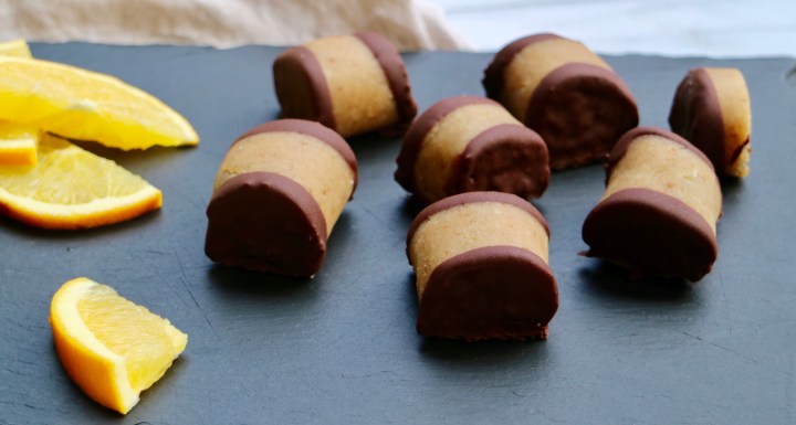 Scandinavian marzipan treats (without white sugar)