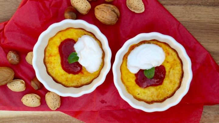 Swedish curd cake with saffron (Ostkaka)